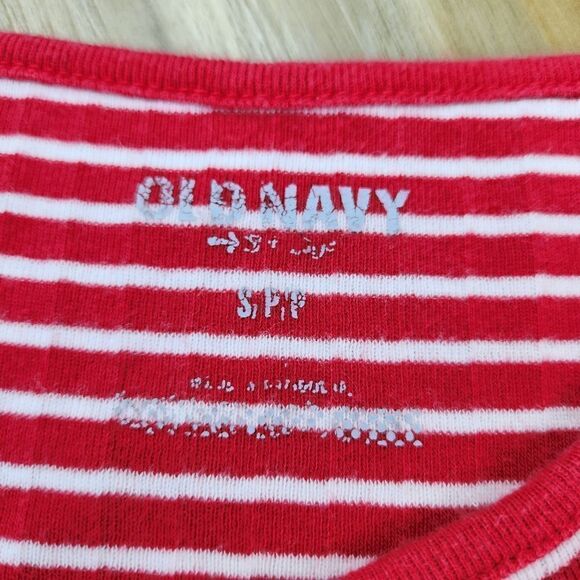 💜Old Navy Red & White Striped Boatneck Elbow Sleeve Top Small - Picture 6 of 8